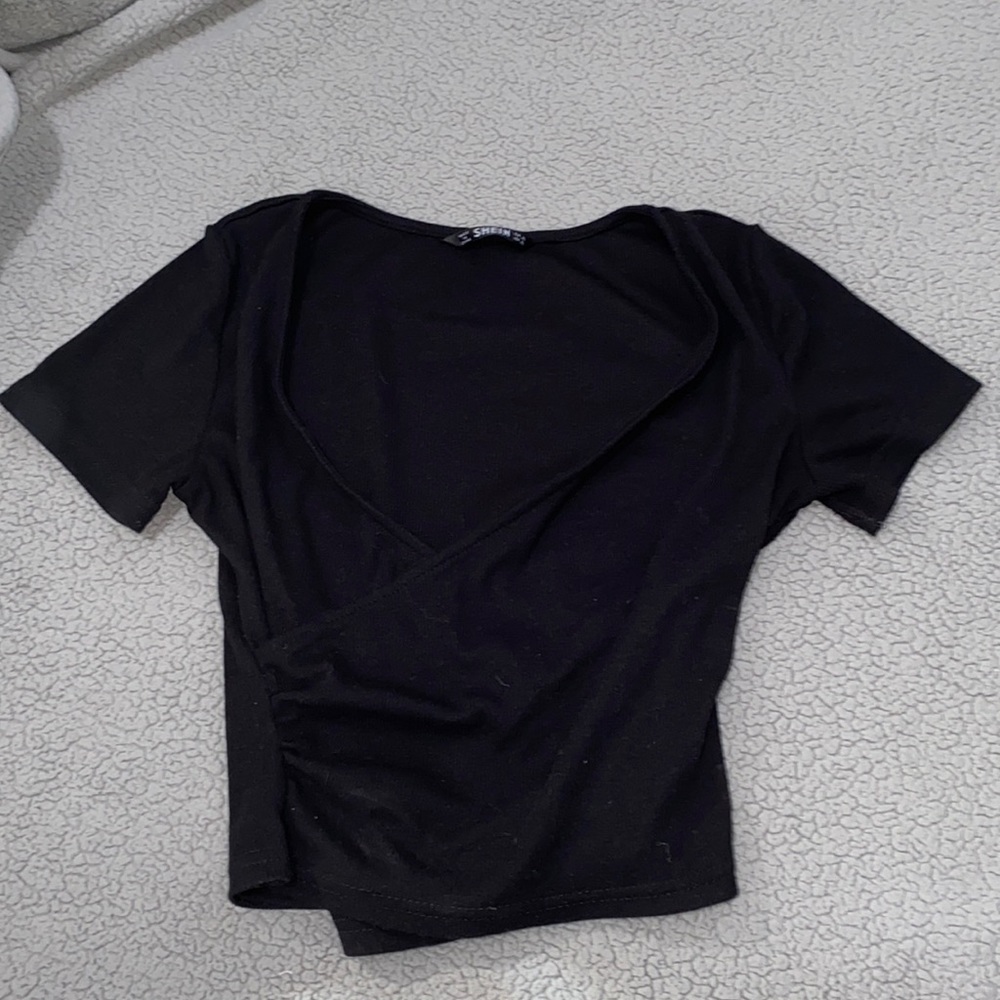 Crisscross t shirt